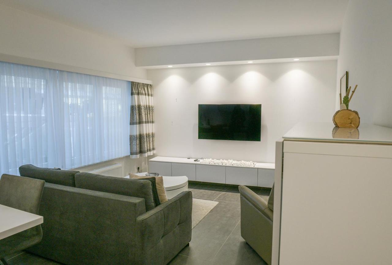 Modern Gelijkvloers Gezinsappartement Knokke-Heist Zewnętrze zdjęcie